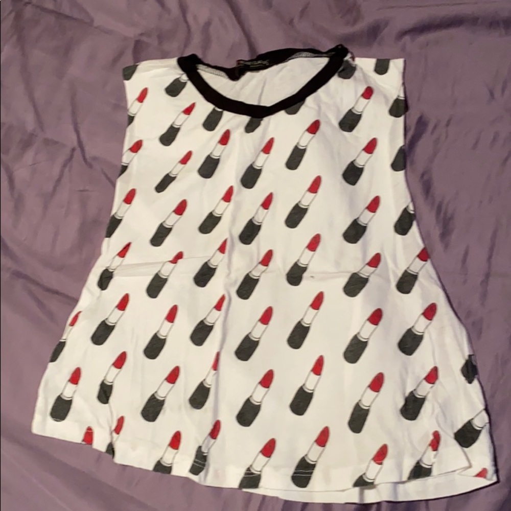 Lipstick tank